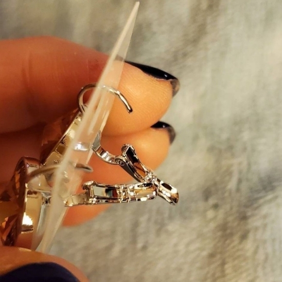NEW Swarovski Element Crystal Round Dark BrownEarrings. Leverback. Dangle. Work - Picture 4 of 5